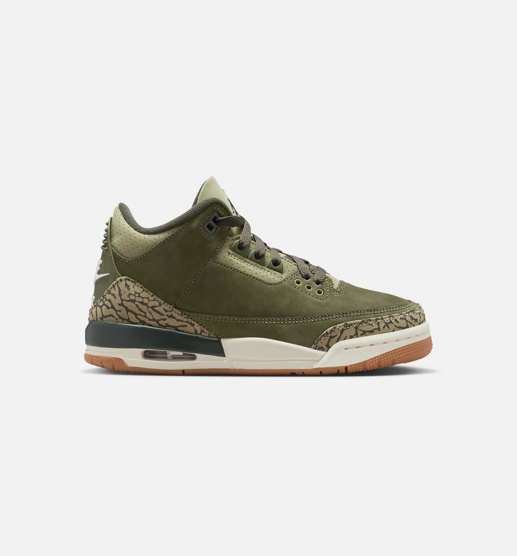 Air Jordan 3 Retro Medium Olive Grade School Shoes