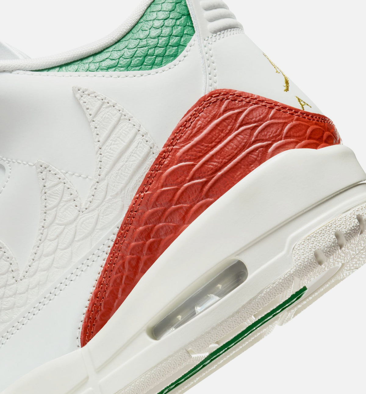 Air Jordan 3 Retro El Vuelo Men's Shoes