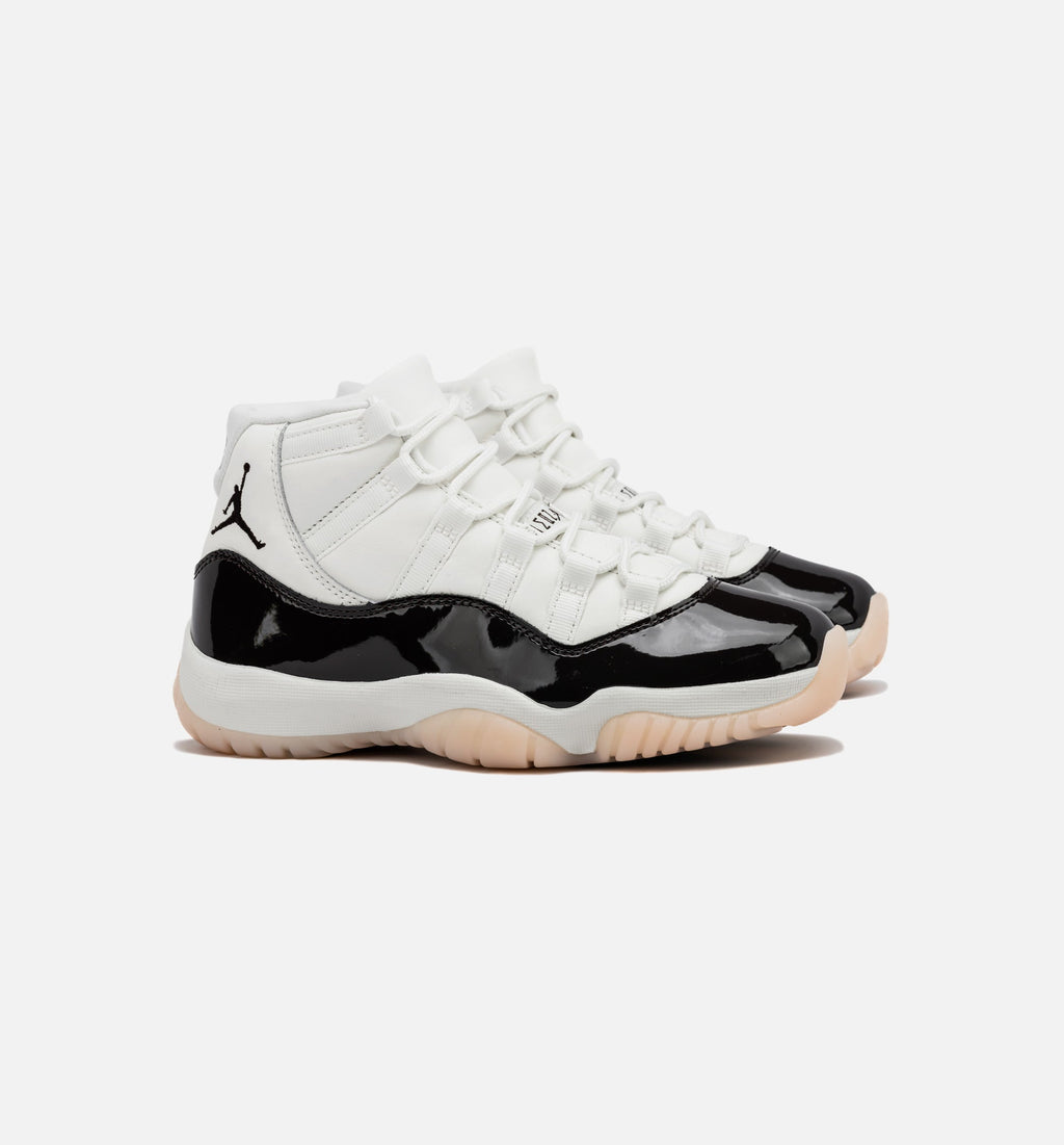 Air Jordan 11 Retro Neapolitan Women's Shoes